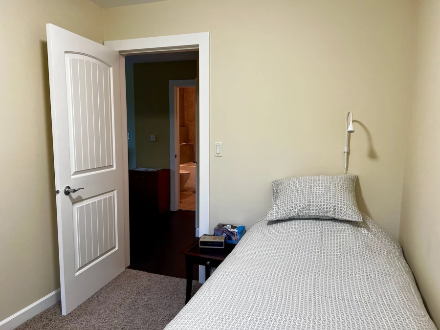 camas house cobble hill rental 02.